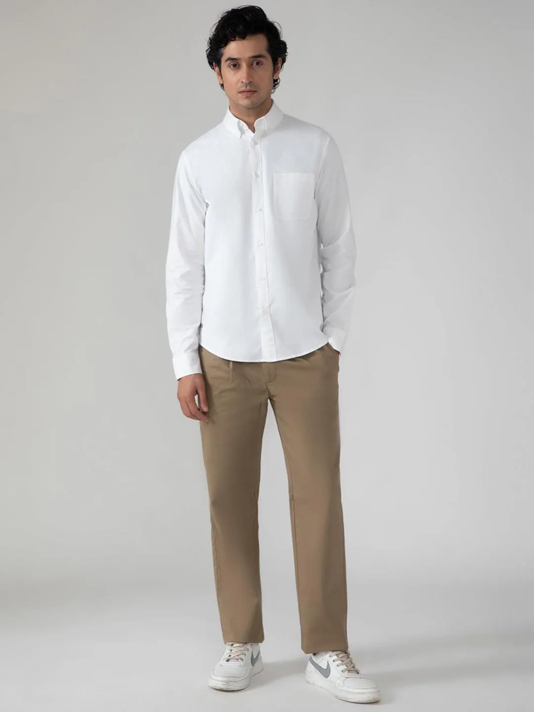 2 Way Stretch Oxford Shirt in White- Comfort Fit