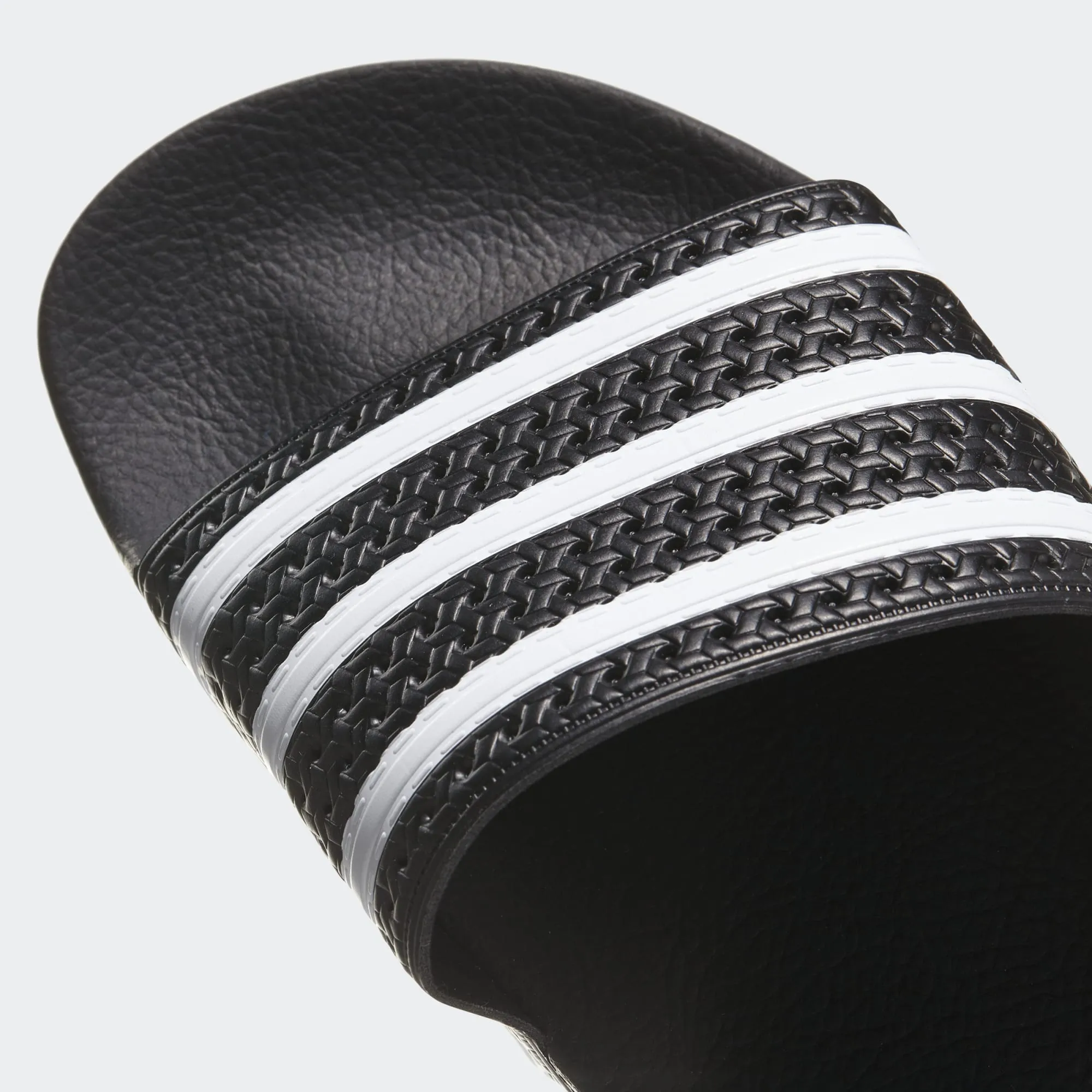Adilette