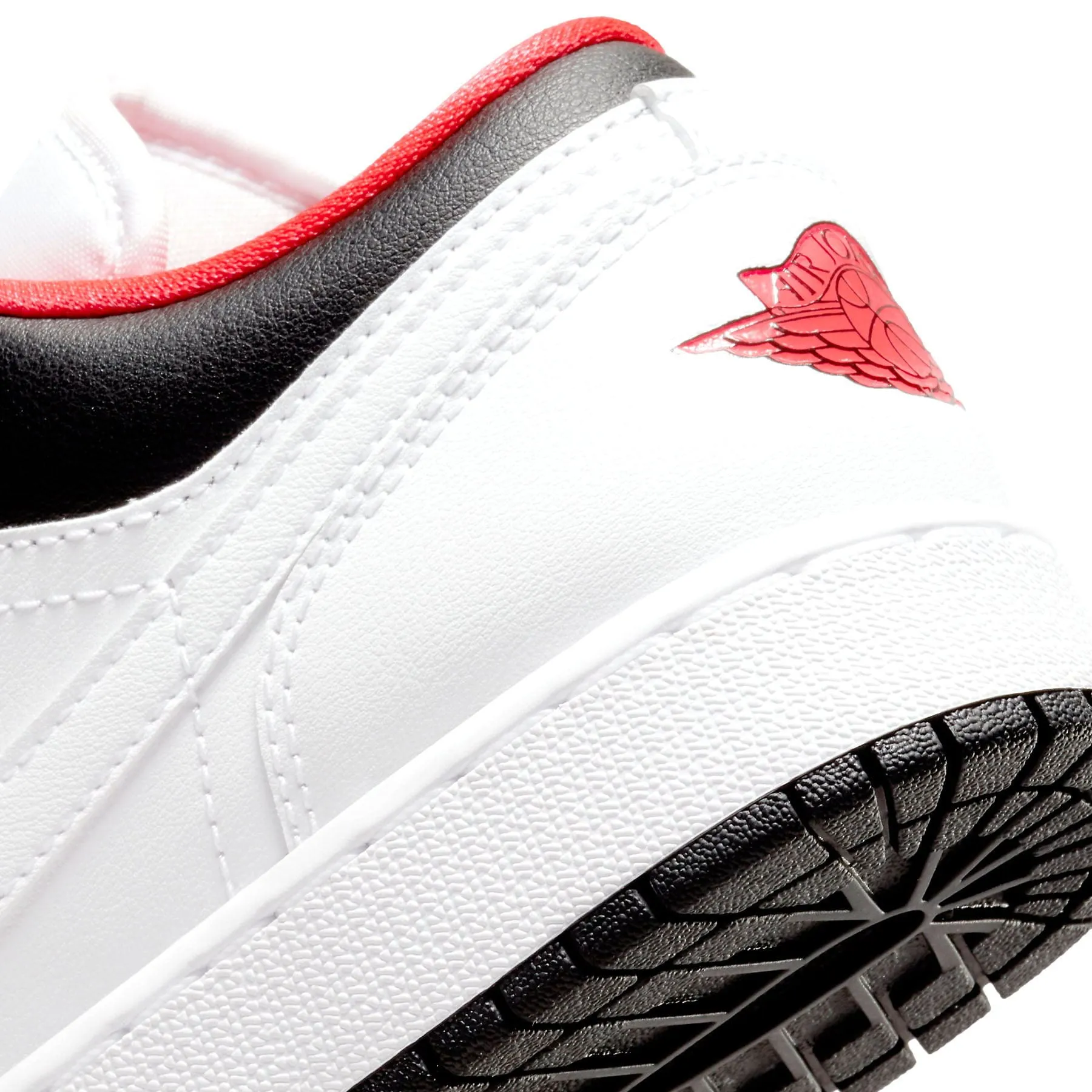 Air Jordan 1 Low GS 'Chicago Home'