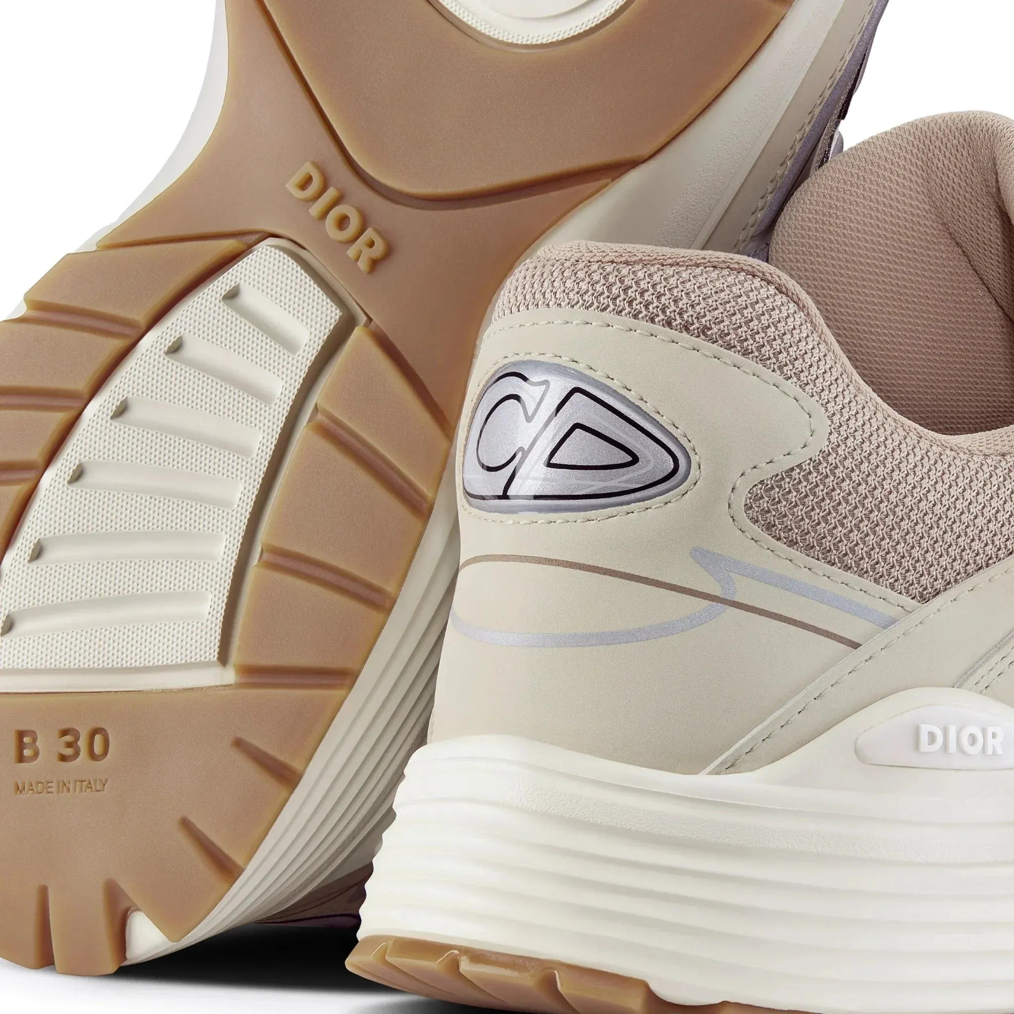 B30 Mesh Cream Trainer