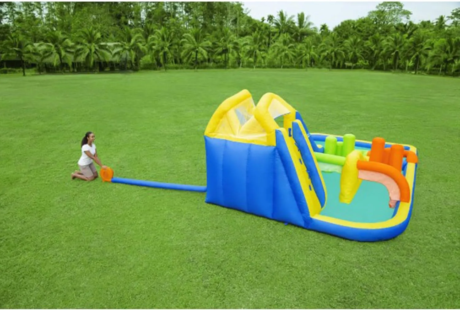 Bestway H2OGO! AquaRace Kids Inflatable Outdoor Water Park with Dual Slides, Built-in Sprayer, Splash Pool, Storage Bag, & Air Blower for Quick Setup