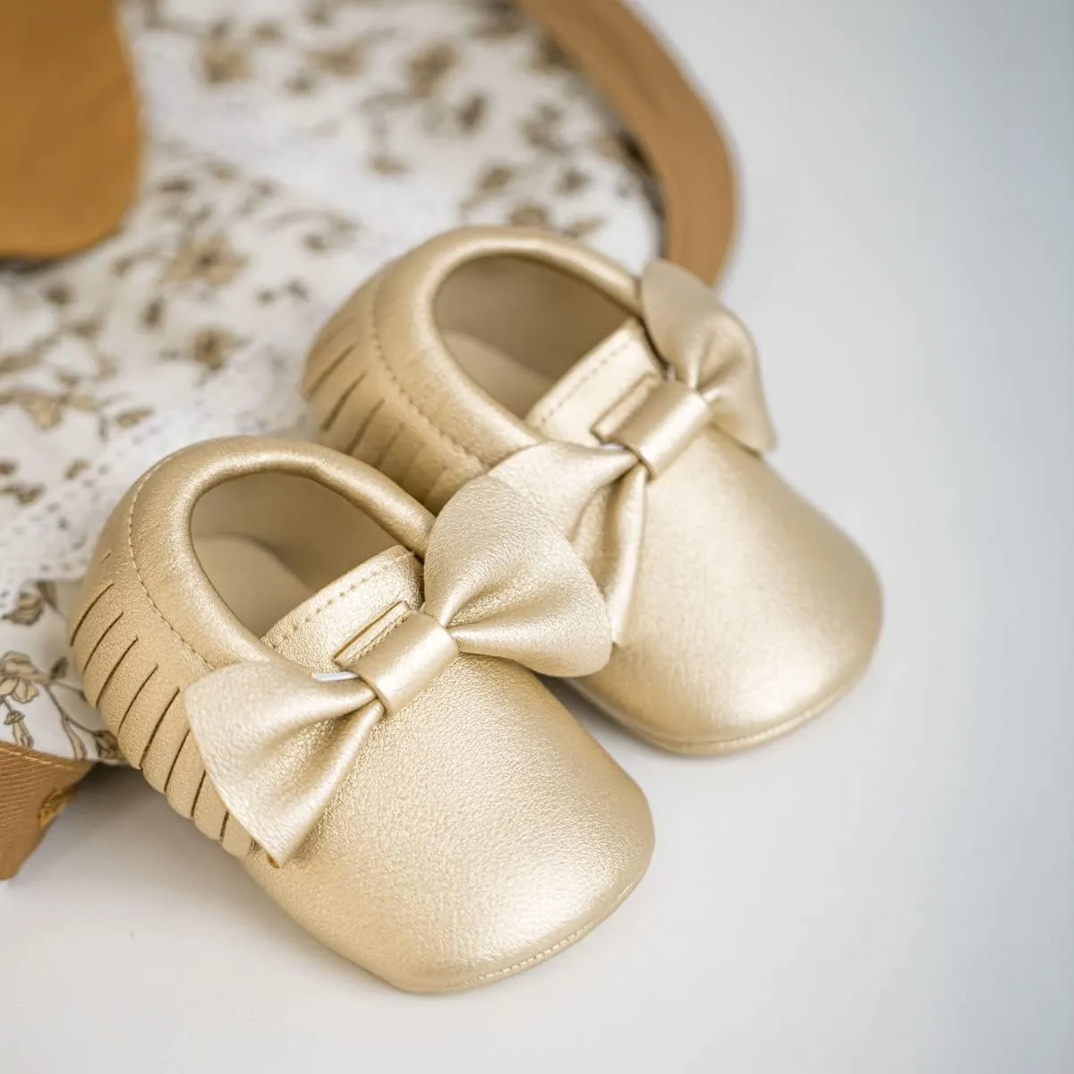 CENCIRILY Infant Baby Fringe Moccasin Slipper Boys Girls Tassel Suede Leather Toddler Sneakers Soft Sole First Walking Loafers Crib Shoes