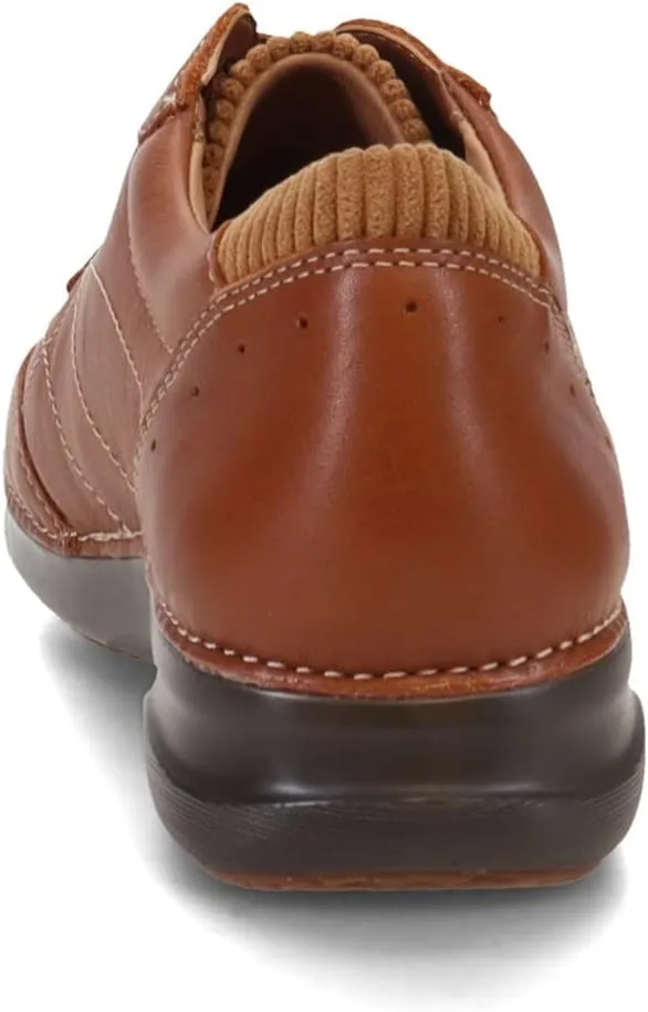 Clarks Women's Appley Tie Oxford