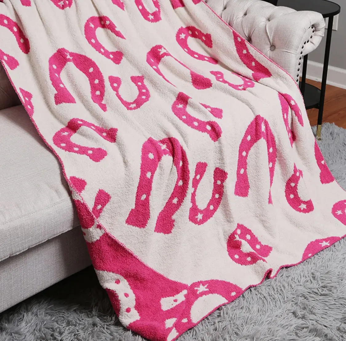 Comfy Luxe Pink Cowboy Boots Blanket