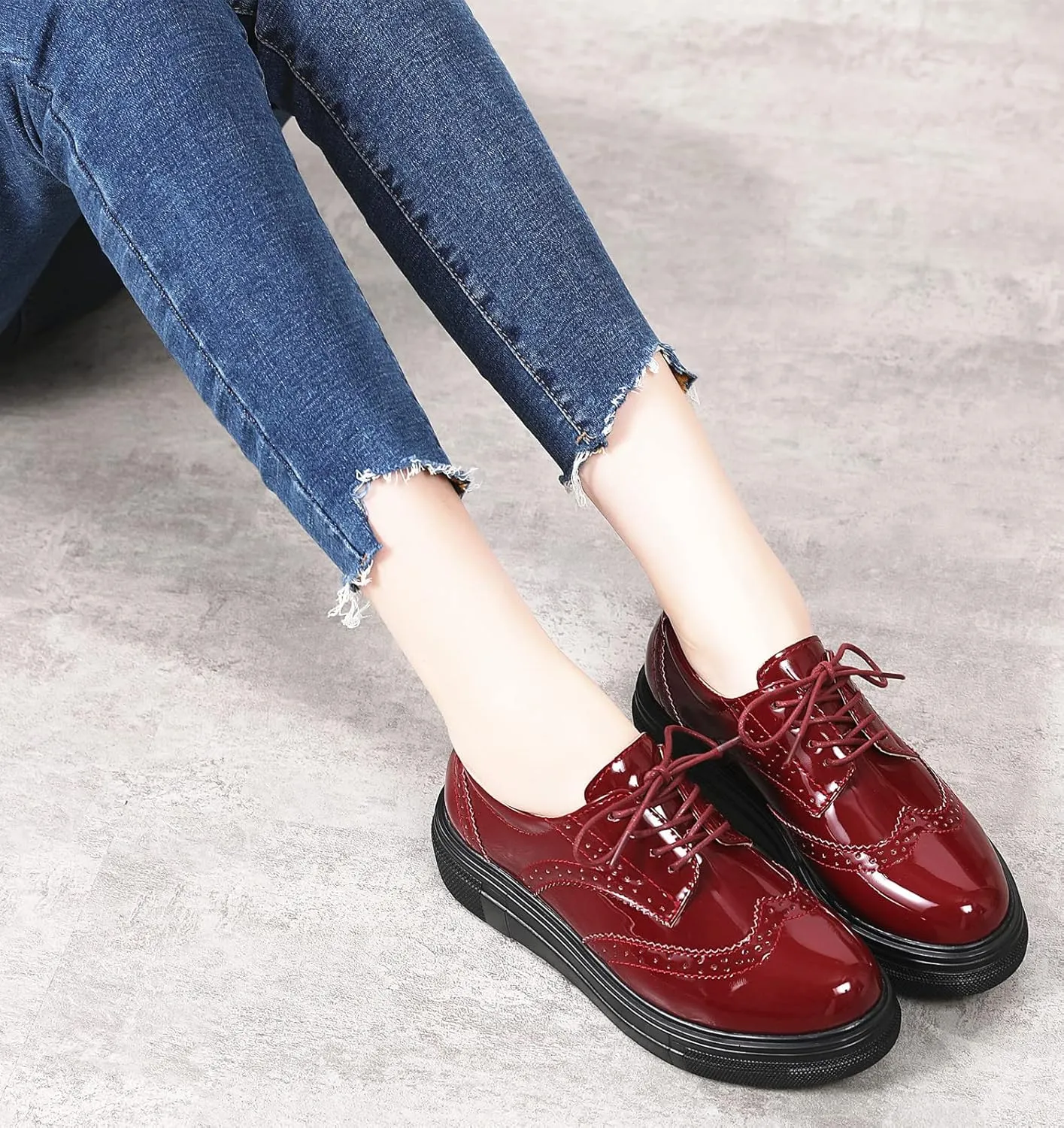 DADAWEN Women's Platform Lace-Up Comfort Wingtips Square Toe Oxford Shoes Brogues