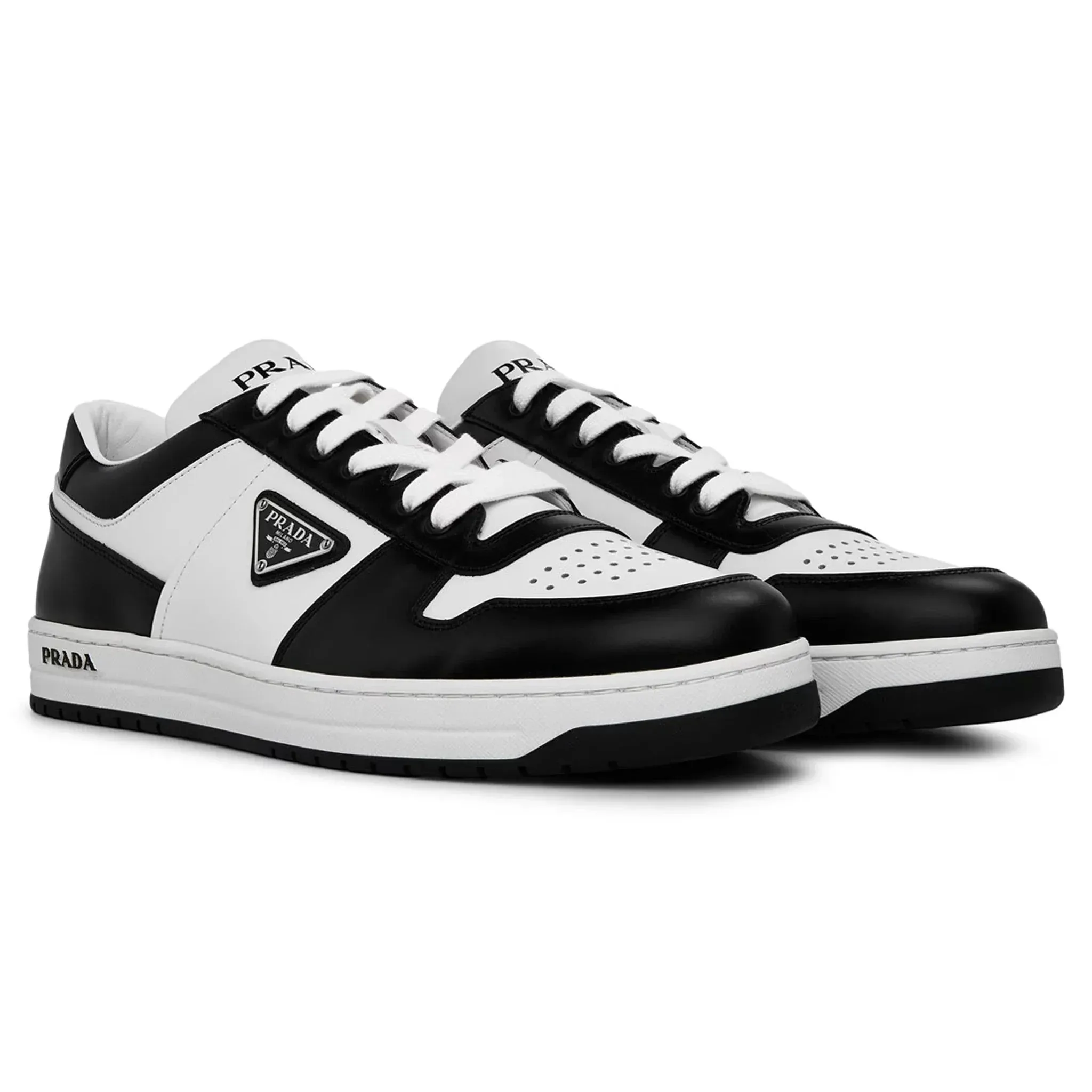 Downtown Leather Low Top White Black Sneaker