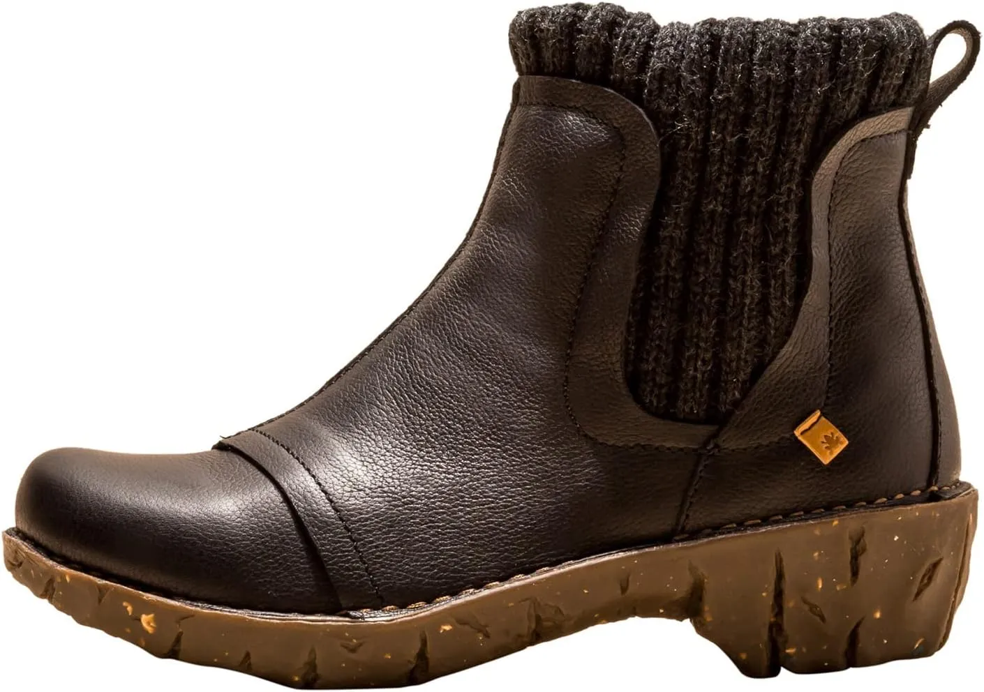 El Naturalista Women's Oxford Boot
