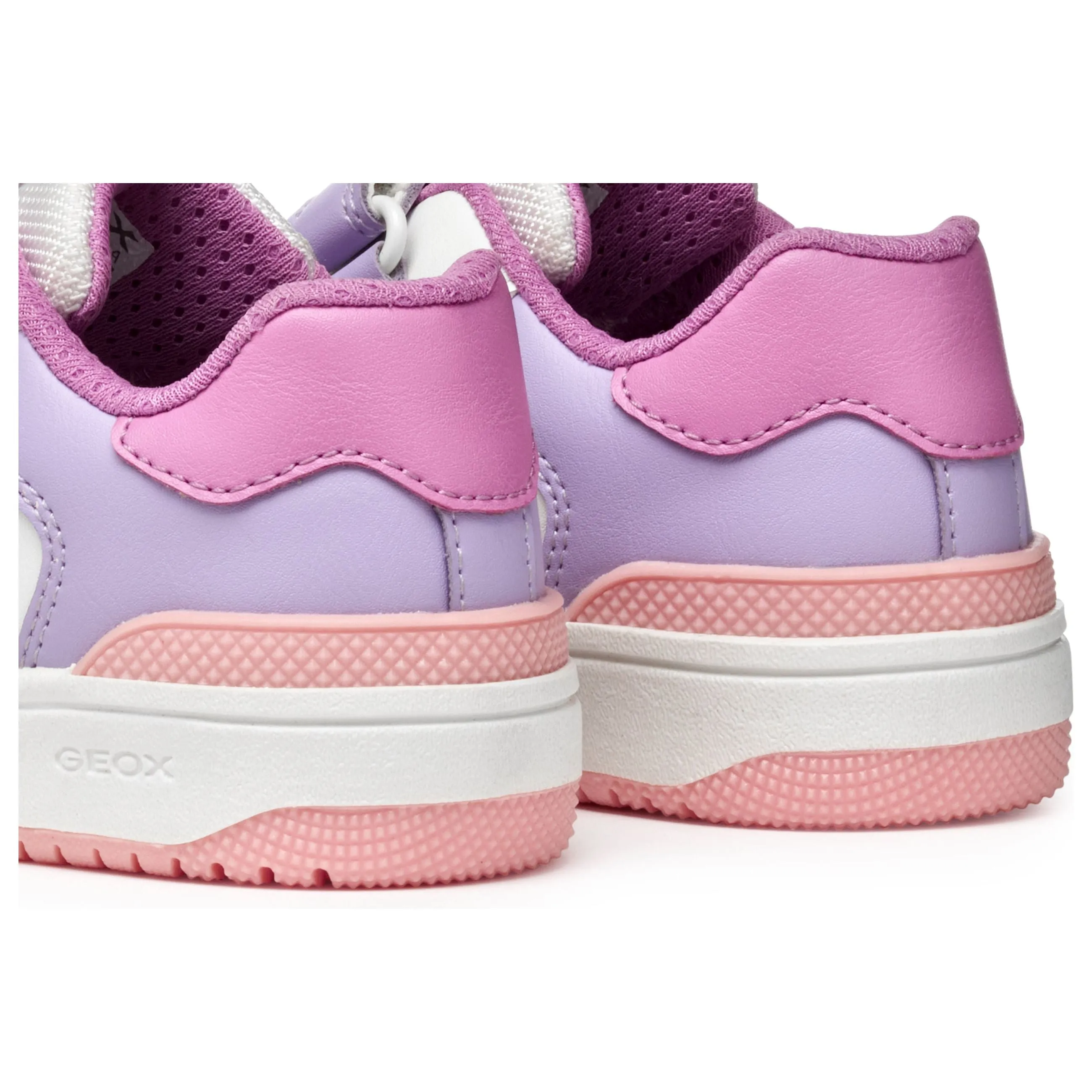GEOX Washiba - Gilrs Velcro Trainer in Pink/Purple