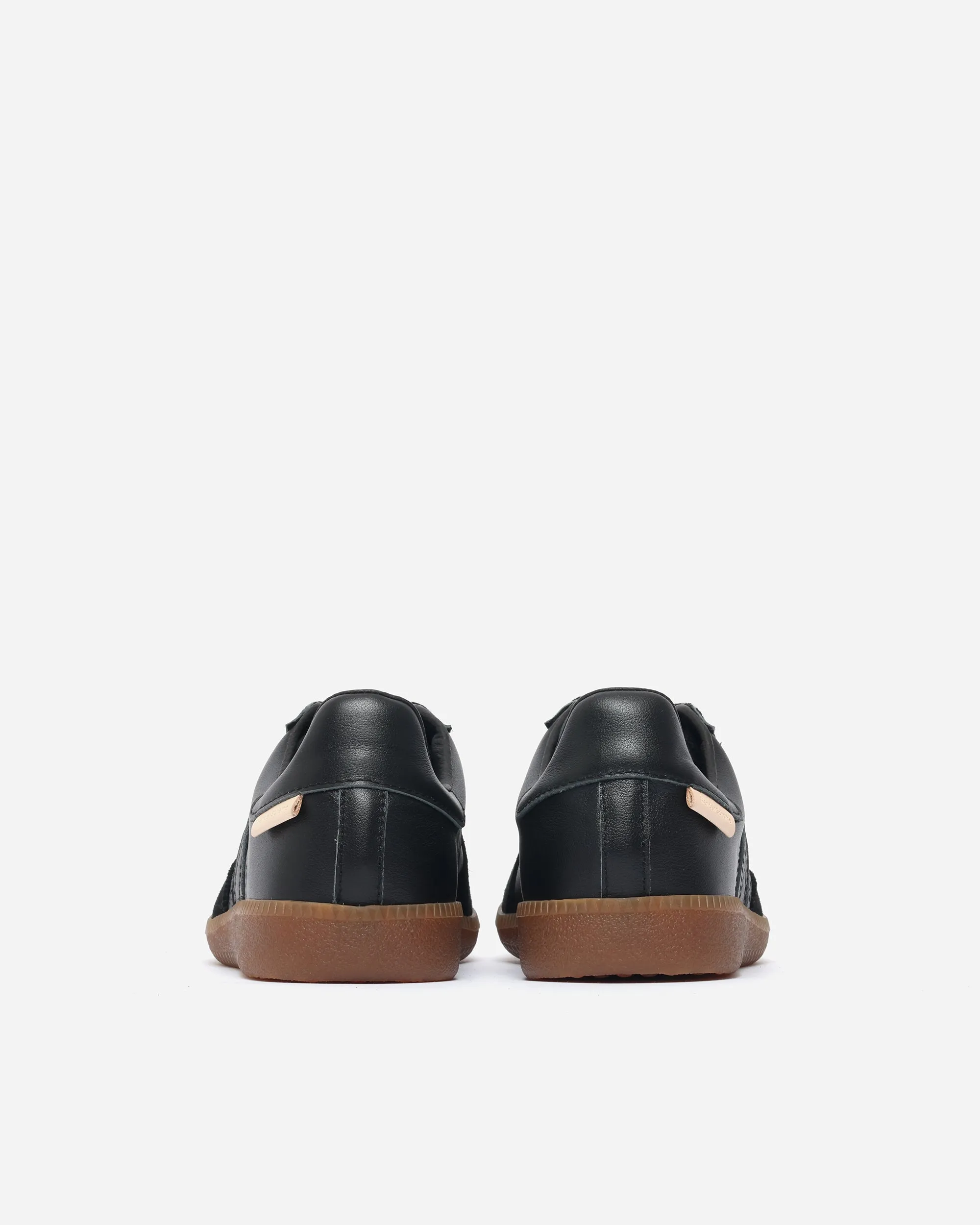 Hender Scheme citizen trainer