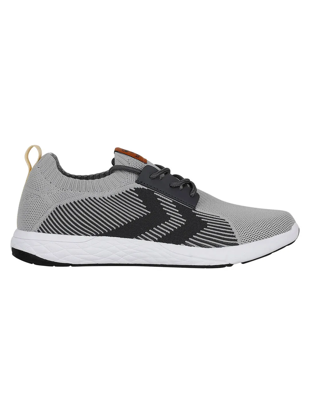 Hummel Combat Terrafly Seamless Men Grey Training Shoes