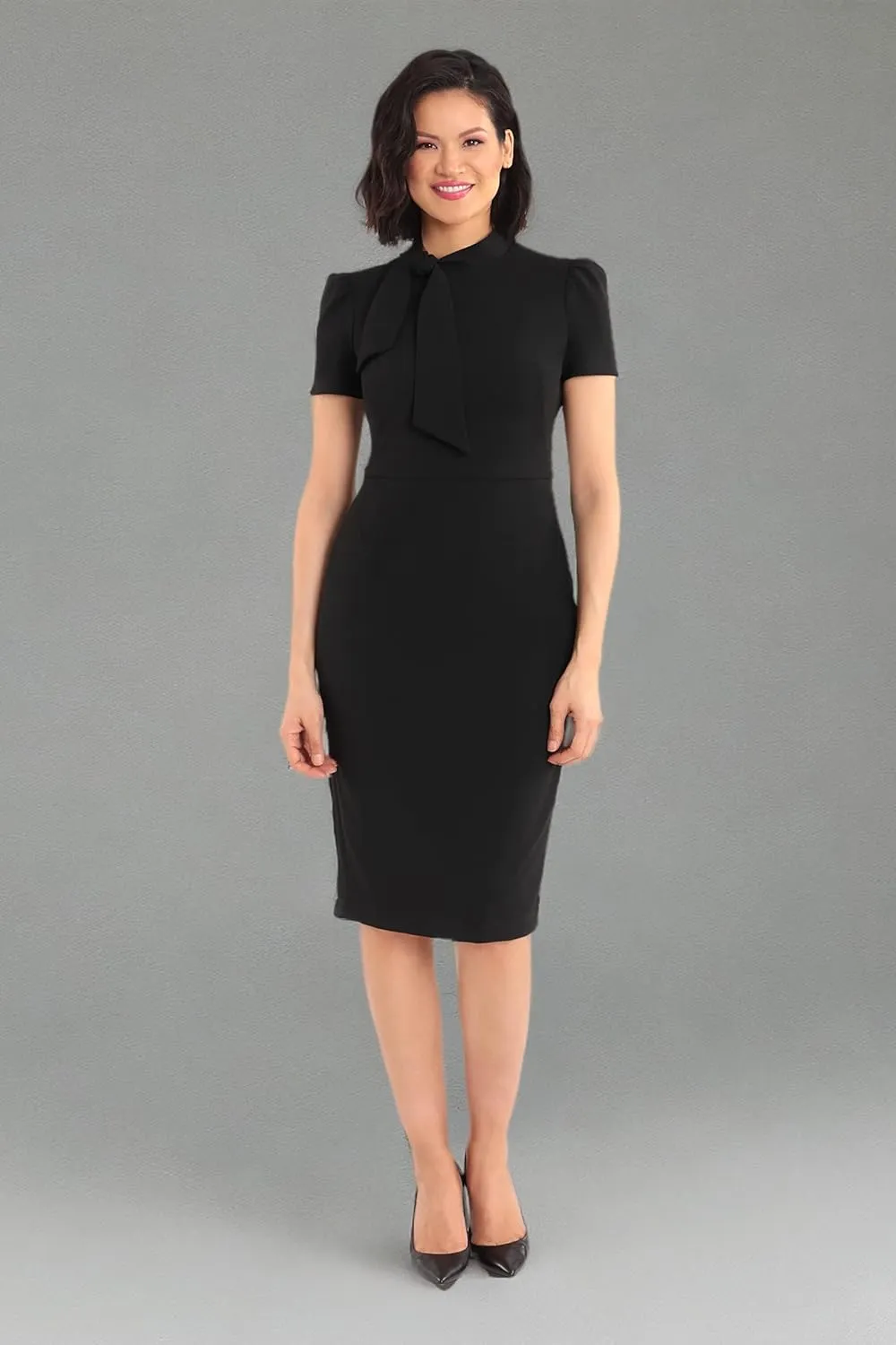 Maggy London Women's Solid Crepe Classic Novelty Short Sleeve Sheath