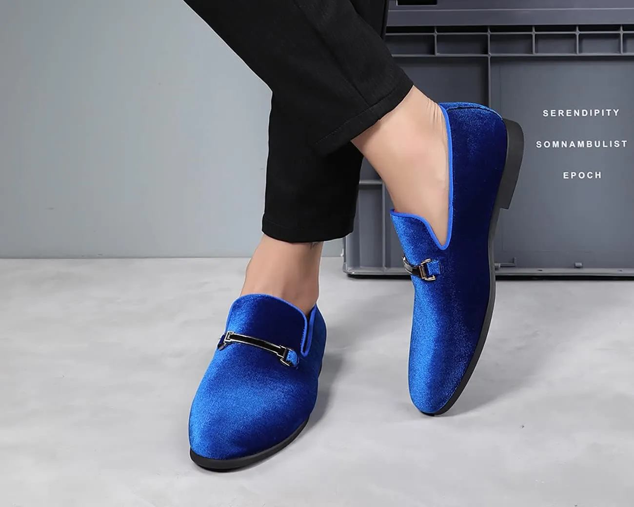 Mens Blue Dress Shoe Prom Velvet Loafers Red Wedding Shoes Horsebit Flat Driving Moccasin Shoes for Men