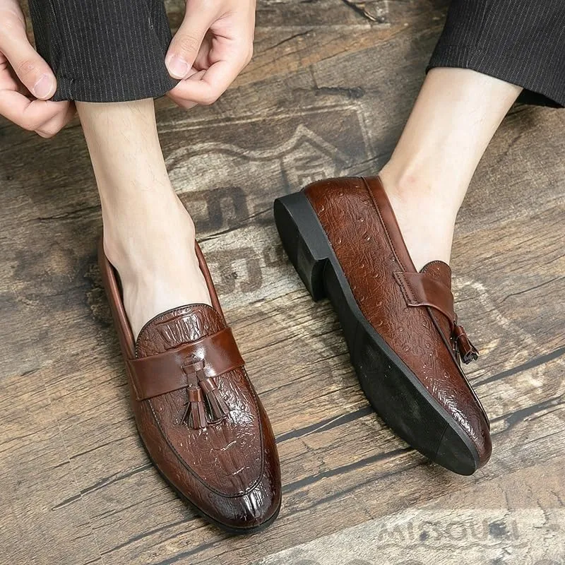 Men's Vegan Leather Loafers - Burnished Crocodile Print Tassel Detail Flexible & Anti-Slip Slip-Ons for Comfortable Party and Fashion Wear