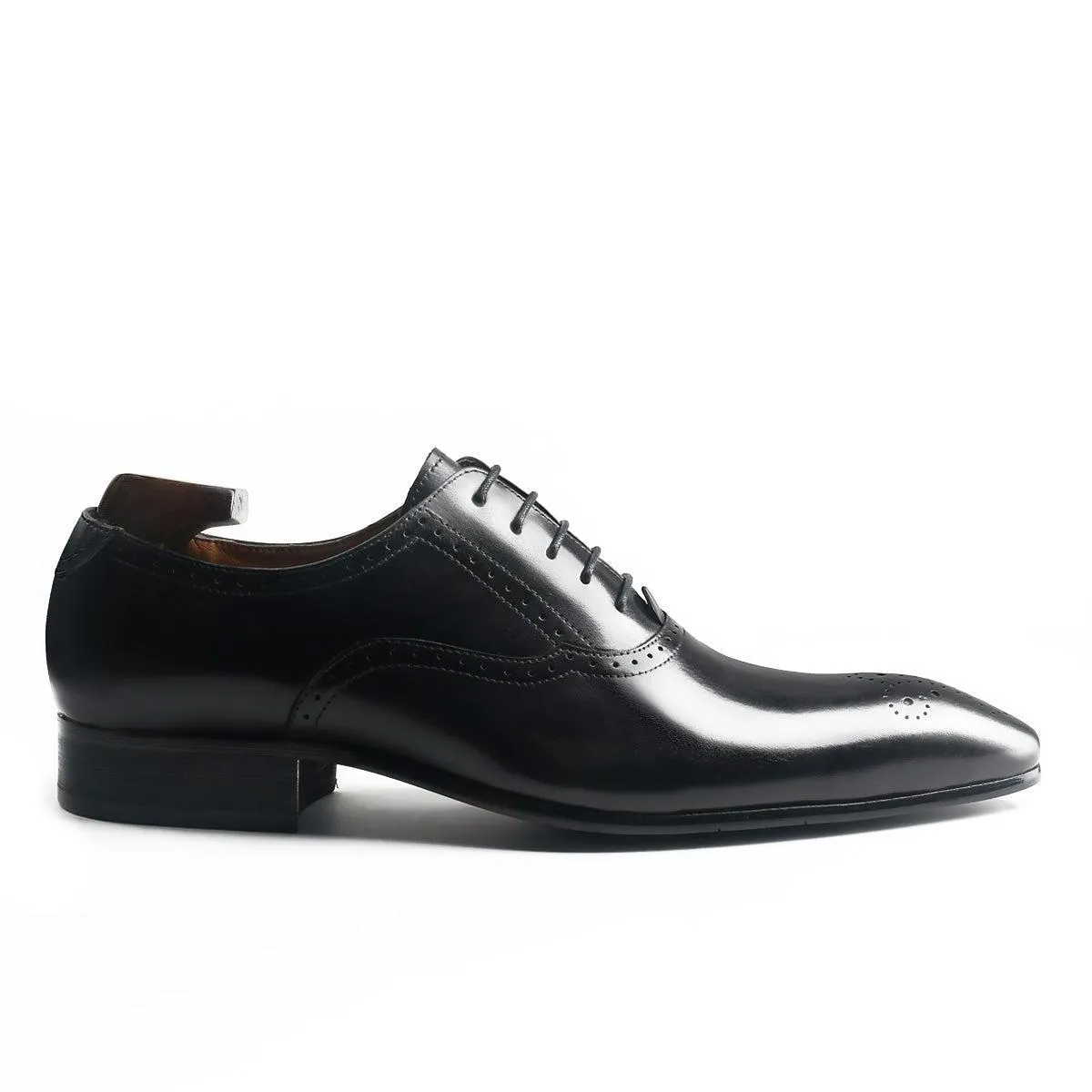Timeless Brogue Toe Oxford Shoes