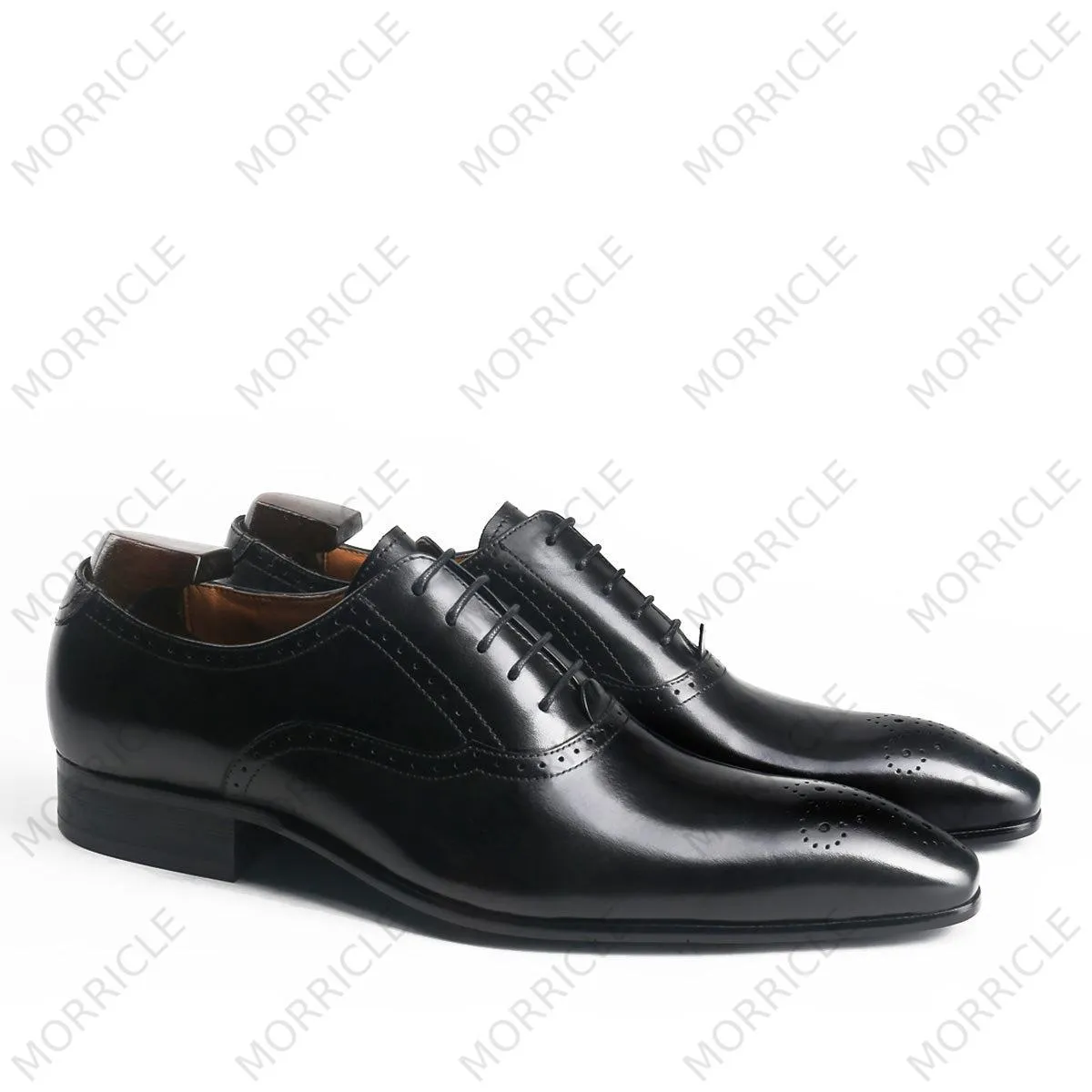 Timeless Brogue Toe Oxford Shoes
