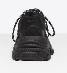Triple S Trainer, Black