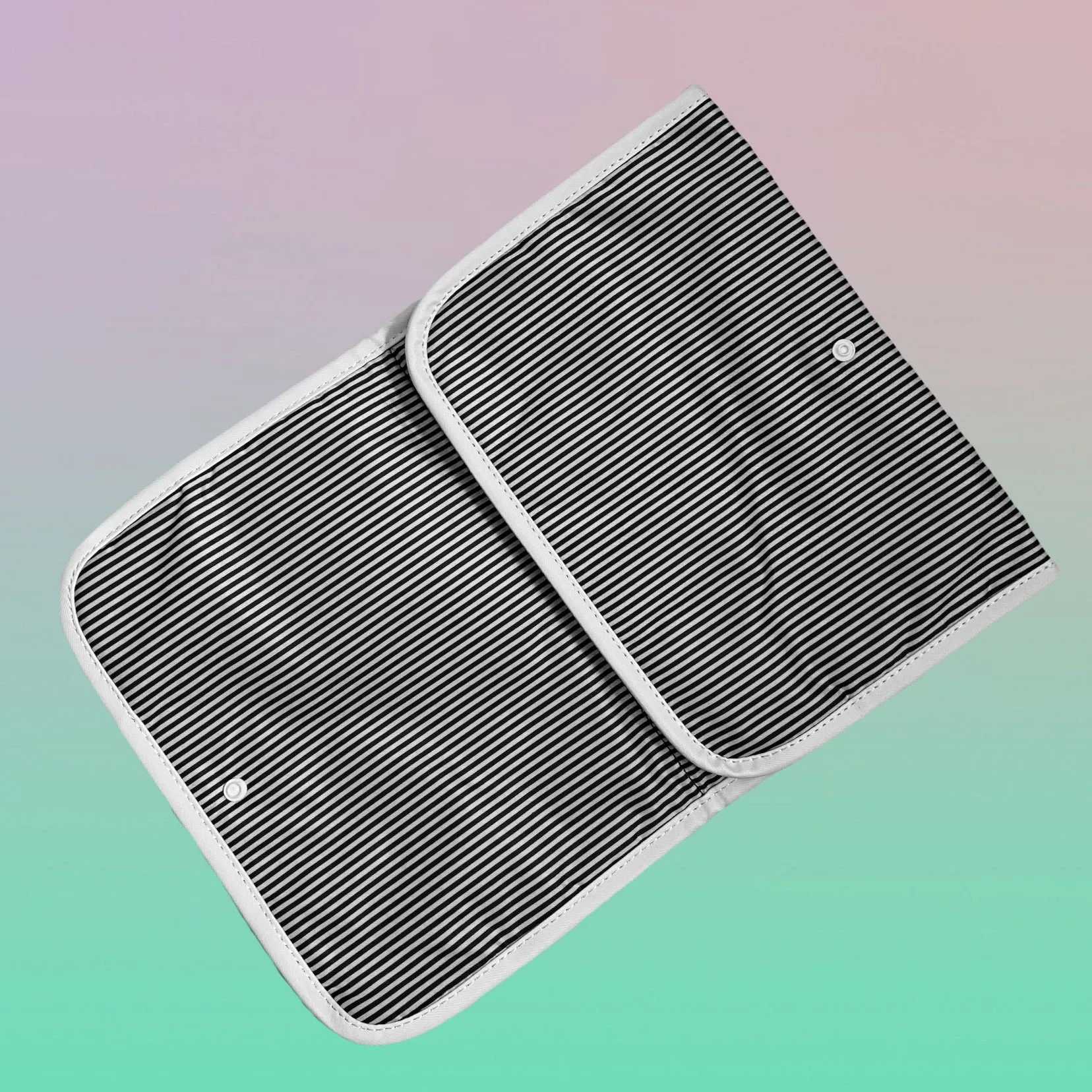 Versatile padded pouch