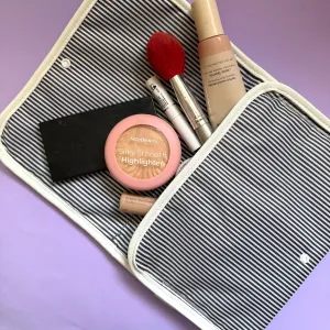 Versatile padded pouch