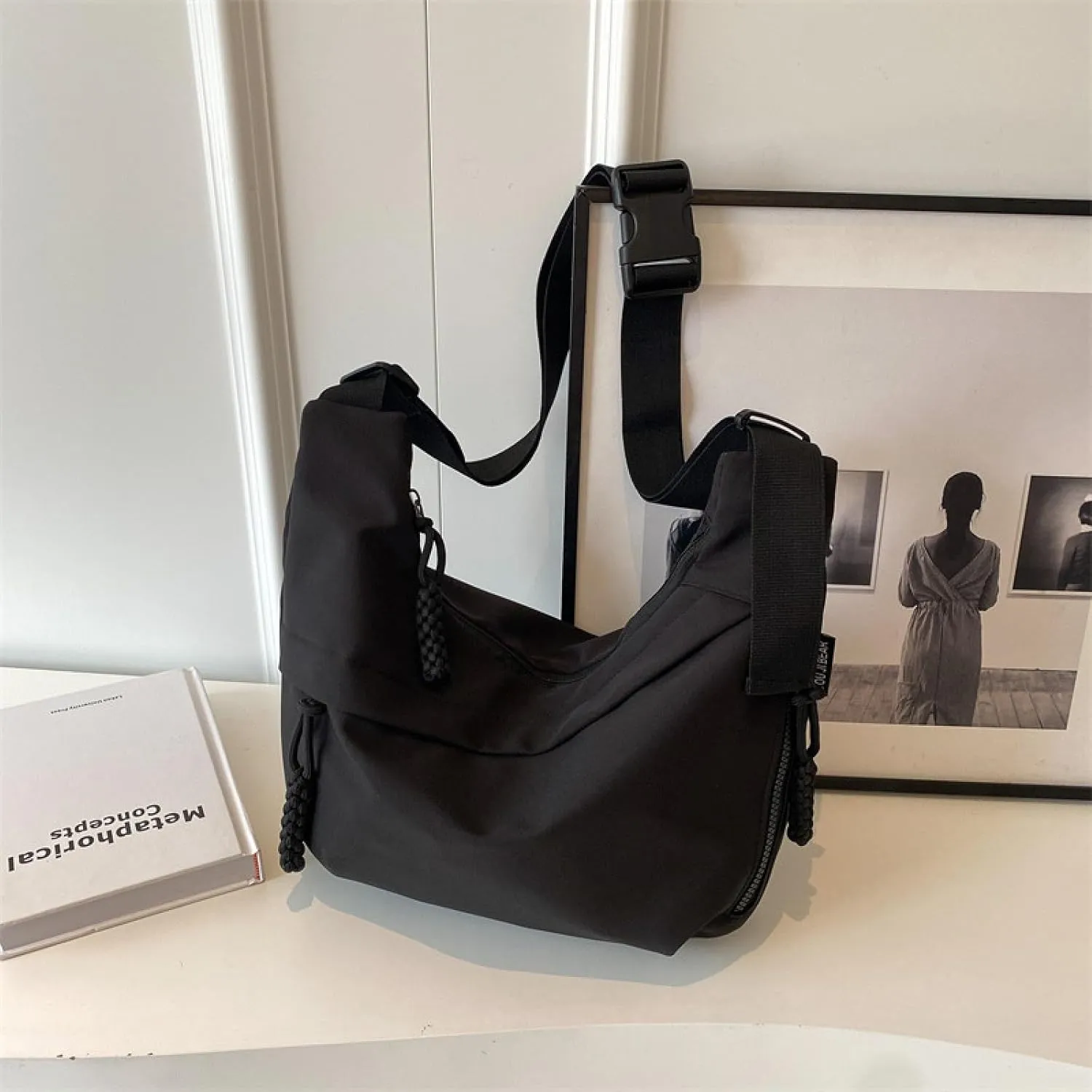 Women's crossbody shoulder bag, classic messenger bag, unisex dumpling-shaped small suspender adjustable