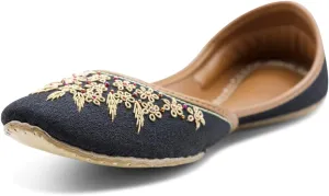 Women’s Traditional Handmade Jutti Khussa